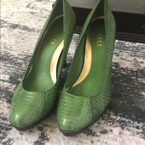 Ralph Lauren green leather pumps! NWOT